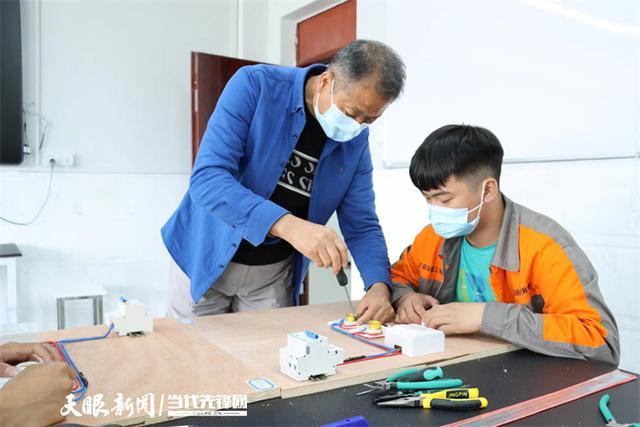 「東西部協作」跨越千里來幫扶 為正安職業教育注入新鮮血液&mdash;&mdash;珠海