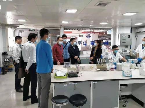 廣州荔灣區(qū)市場監(jiān)管局 組織黃沙水產(chǎn)市場快檢業(yè)務(wù)培訓